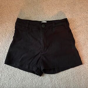 Black Maeve Short Shorts